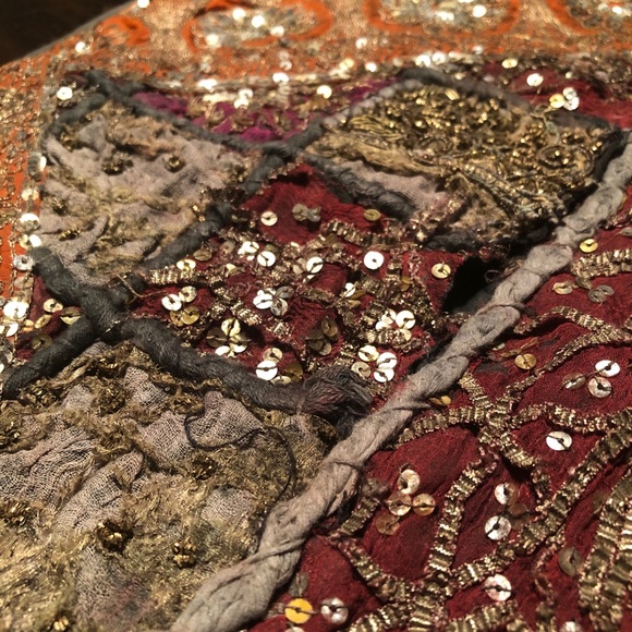 Vintage Hand Embroidered Zari Cushion Cover ♥️ - Picture 11 of 12